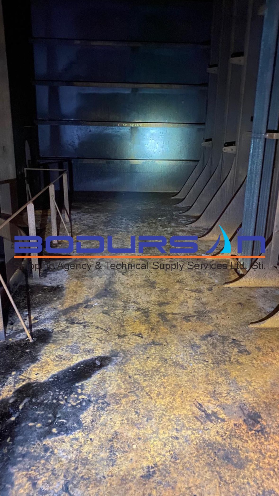 Demucking & Gas Free Services for Oil Tankers